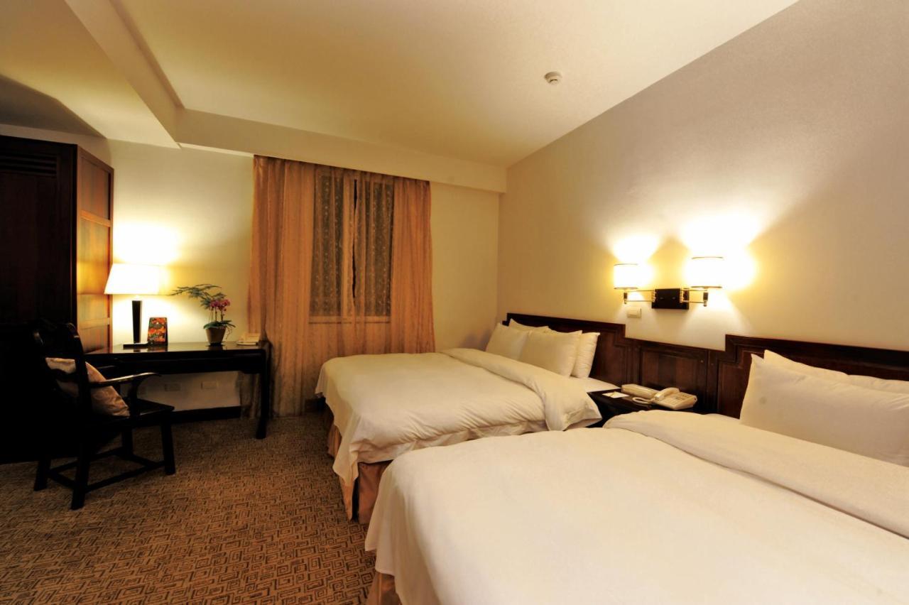 Beautiful Hotel Taipei Синдиен Екстериор снимка