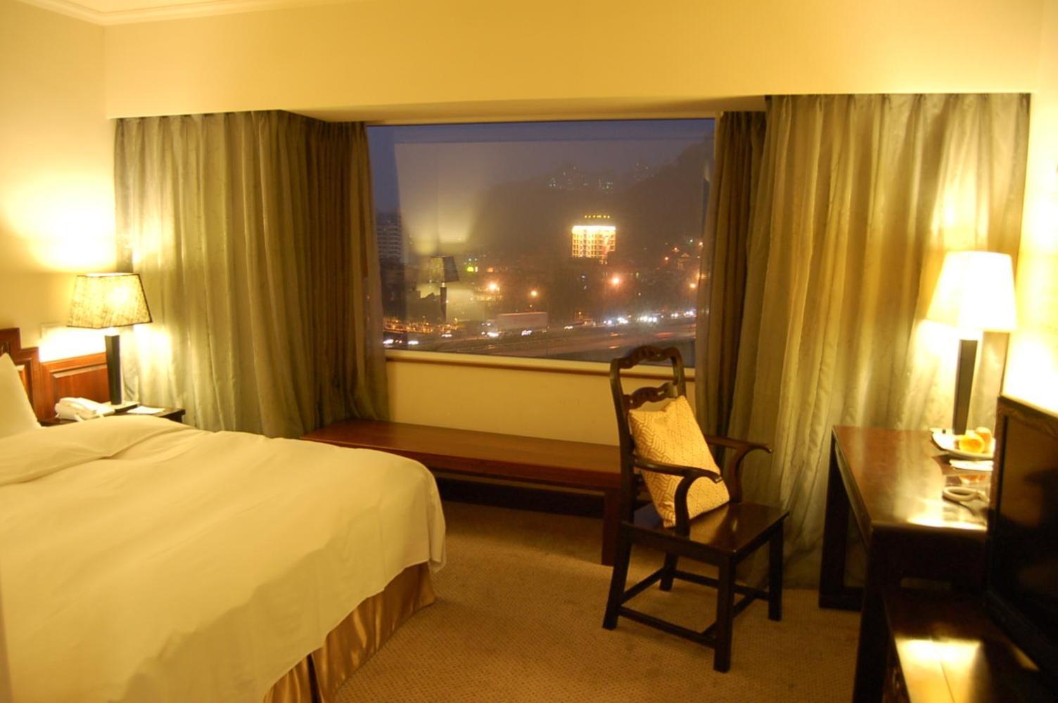 Beautiful Hotel Taipei Синдиен Екстериор снимка