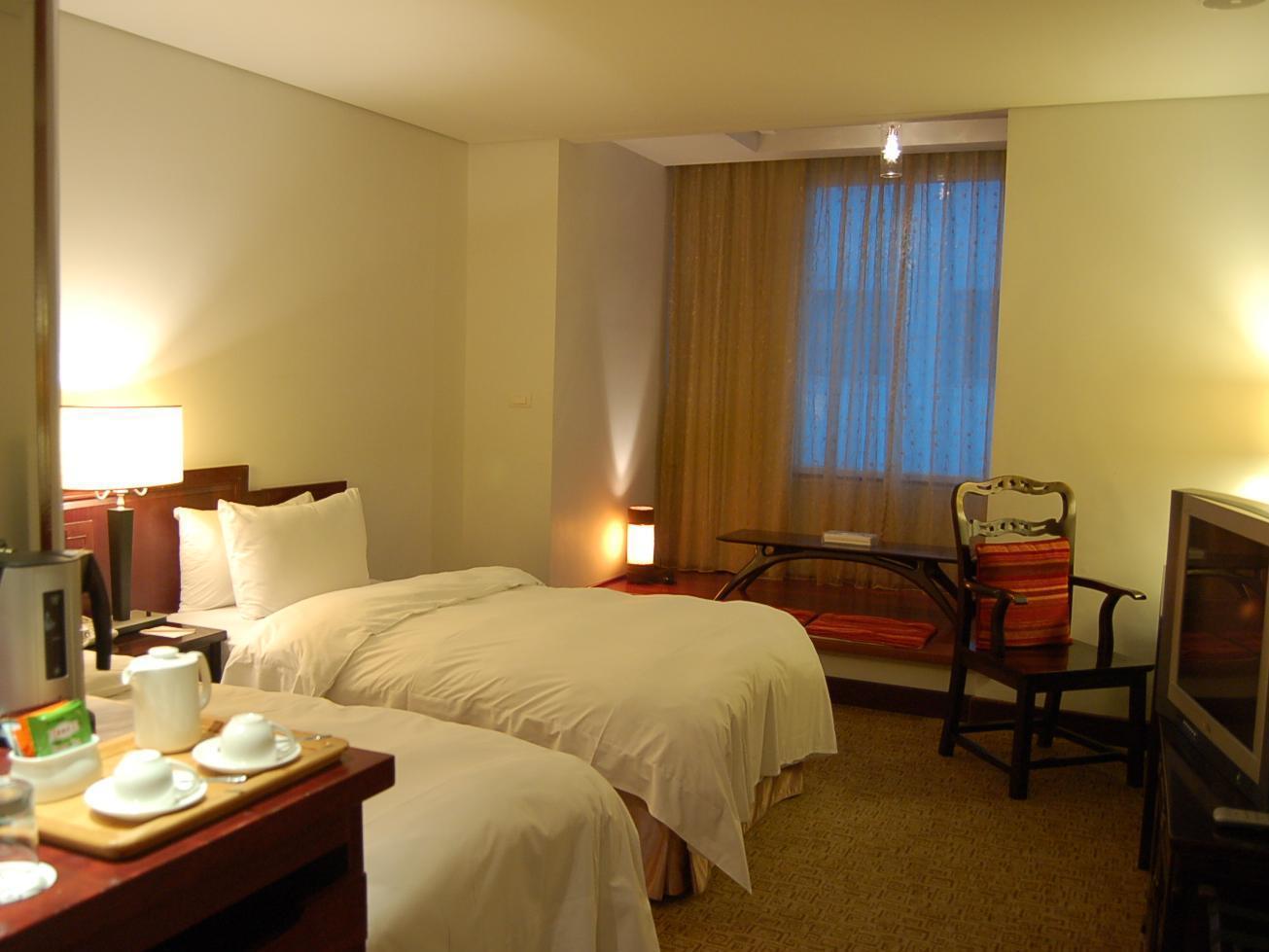 Beautiful Hotel Taipei Синдиен Екстериор снимка