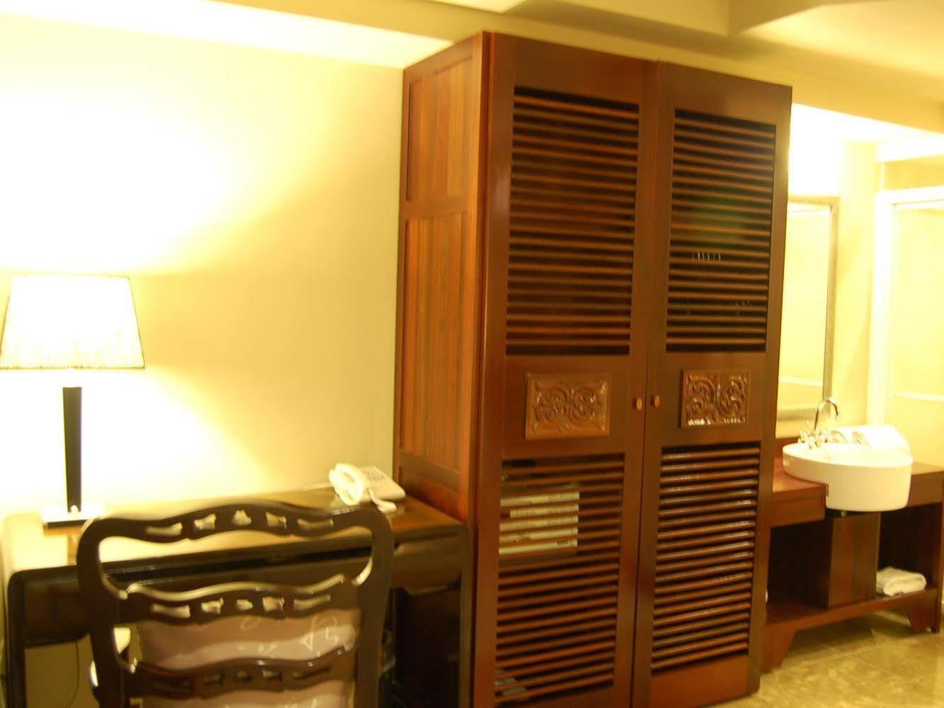 Beautiful Hotel Taipei Синдиен Екстериор снимка