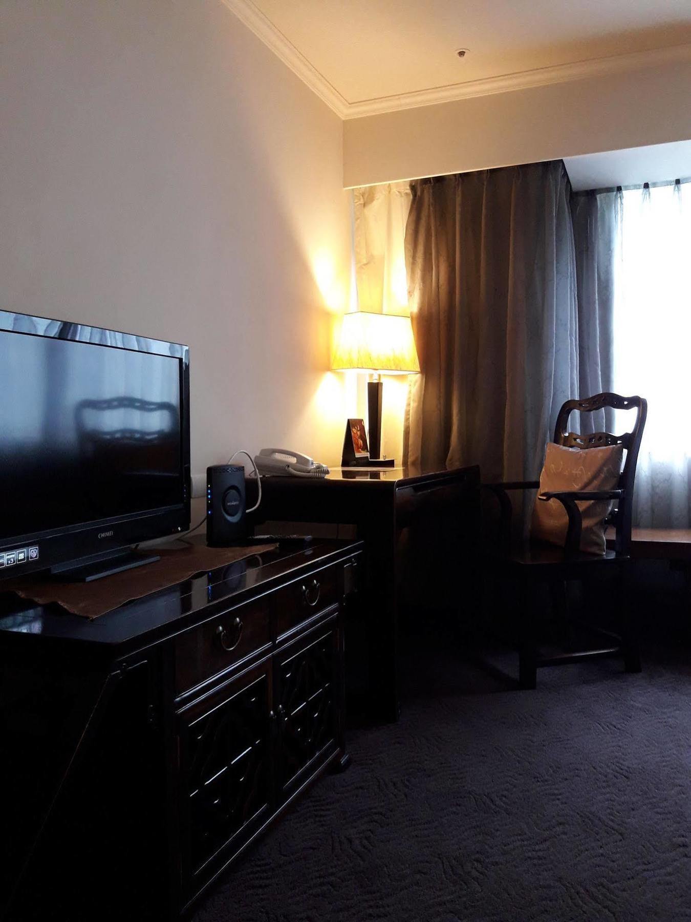 Beautiful Hotel Taipei Синдиен Екстериор снимка